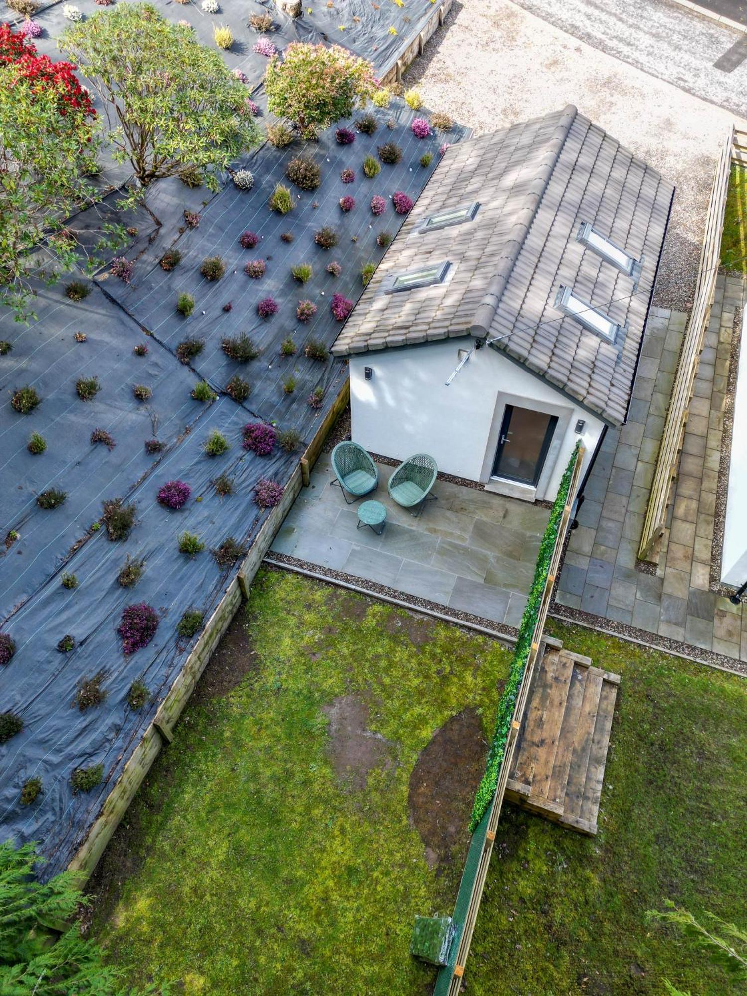 Heather Nook- Luxury Studio In Питлохри Екстериор снимка